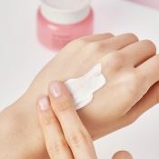 Kem Dưỡng Ẩm Tinh Chất Hoa Hồng Whisis Rose Toneup Cream 50Ml-3